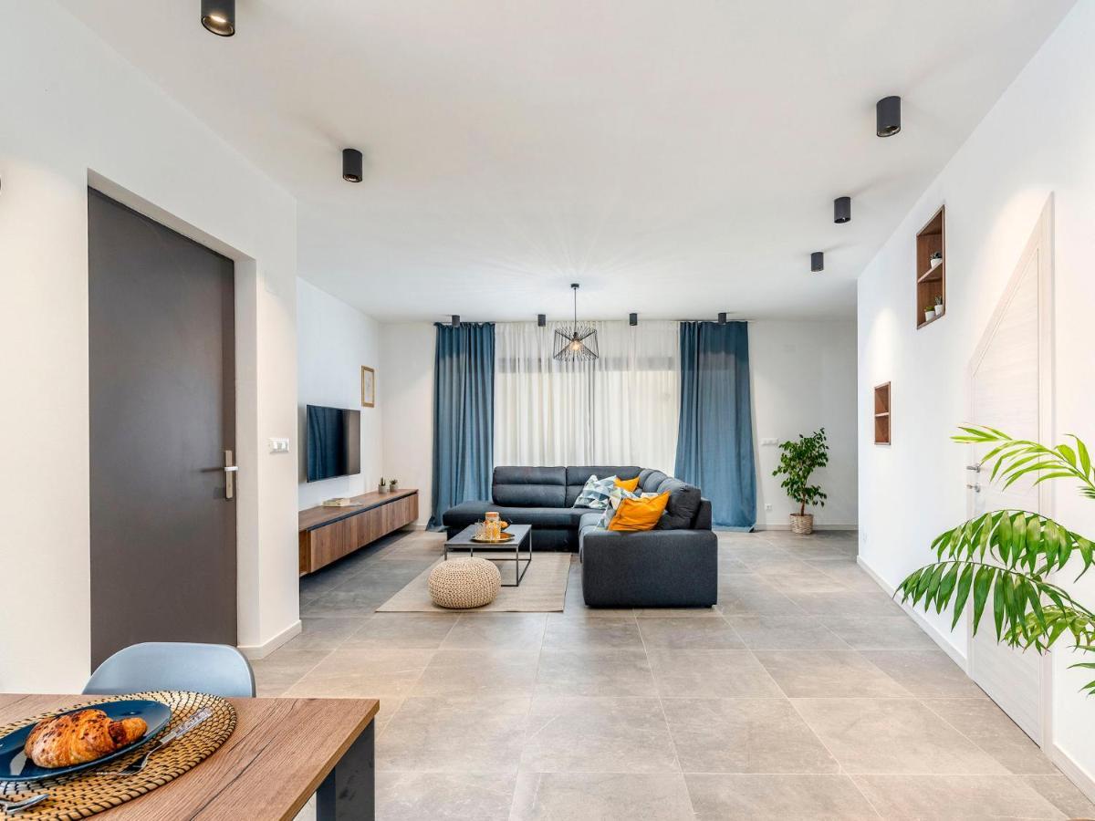 Holiday Home Villa Isabela - Prc423 By Interhome Nova Vas  Exteriör bild